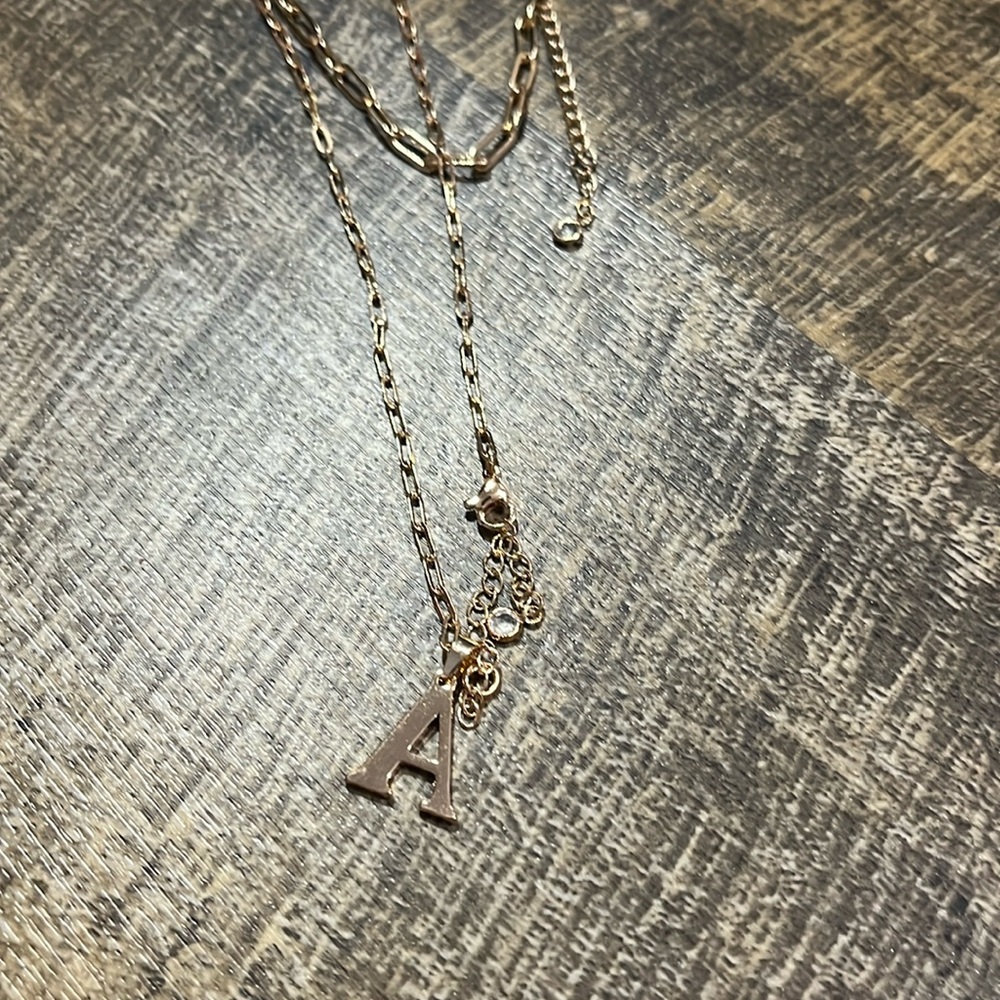 ❄️2 set necklaces with initial “A”❄️
